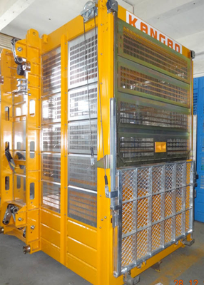 Building Site Rack And Pinion Lift With Three Door Cage