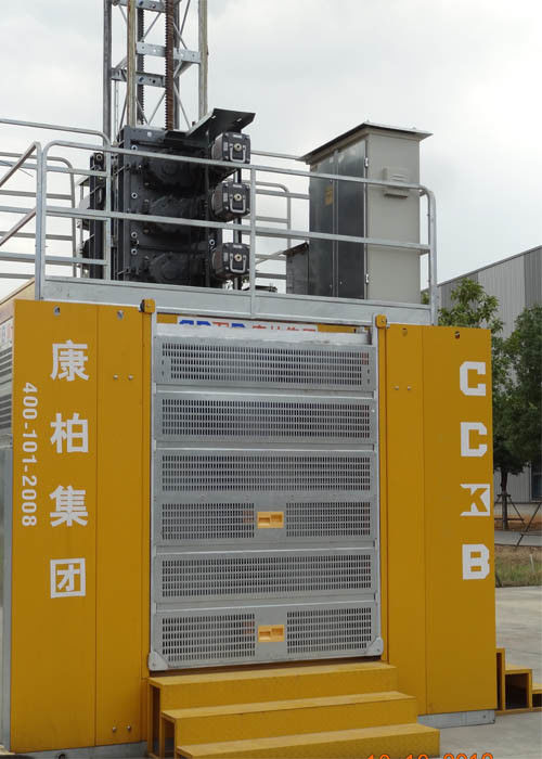 SC200BG Building Construction Lift , Rack & Pinion Lift With Q345B